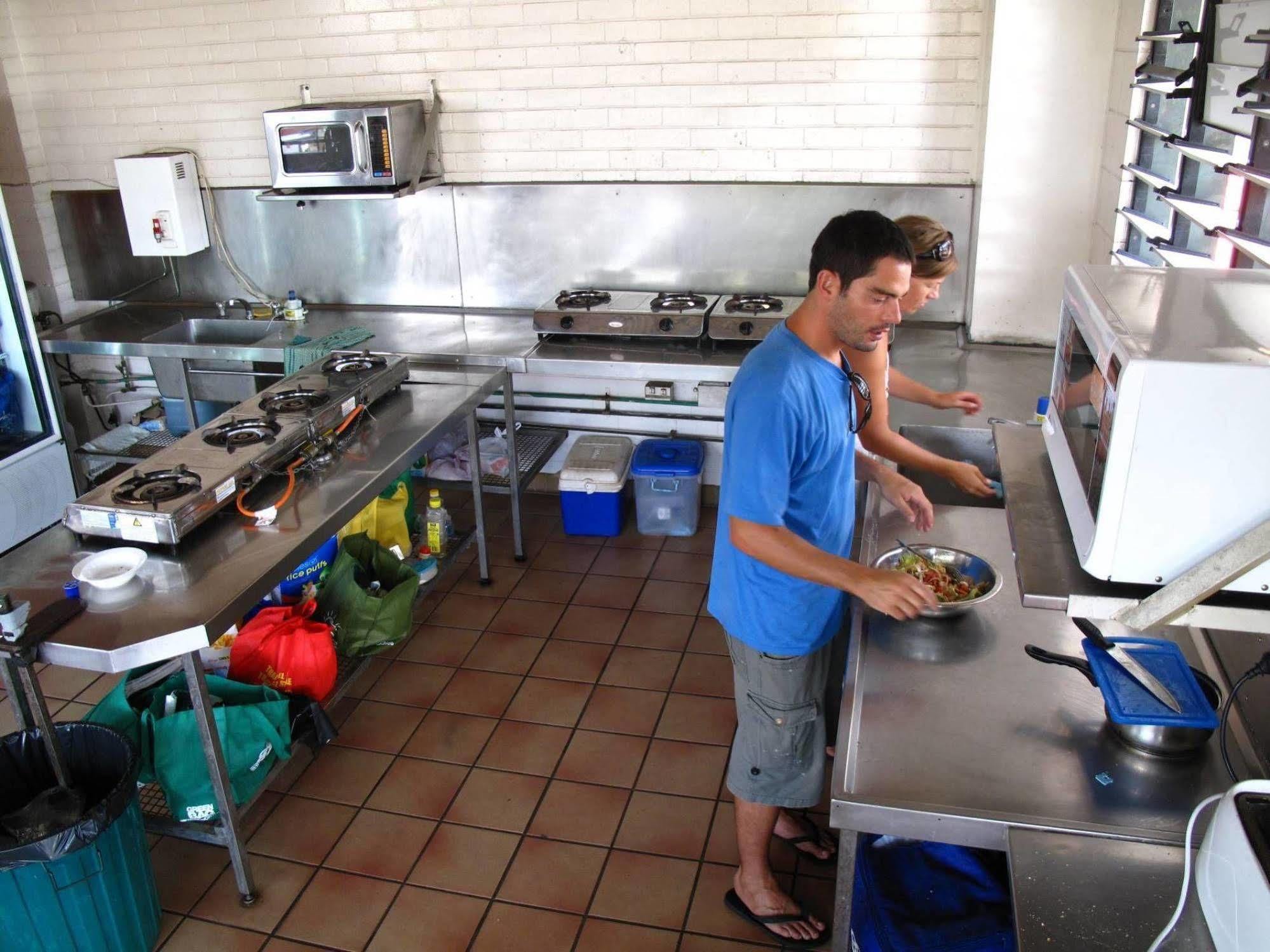 Chillis Backpackers Hostel Darwin Bagian luar foto